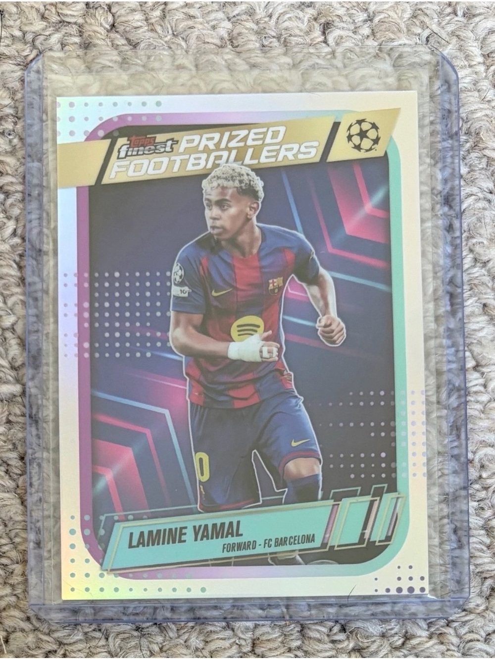 2025-26 Topps Finest Lamine Yamal Prized Footballers Insert #PF-17 Barcelona